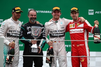 Gp Brasile, trionfa Rosberg. Per Vettel è record sul podio