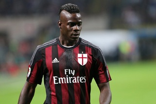 Milan, Balotelli tornato a casa dopo l'operazione