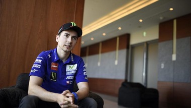 MotoGp, Lorenzo: «Spero che Valentino Rossi corra ancora»
