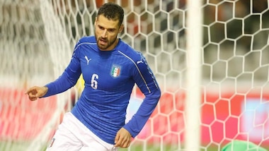 Calciomercato Inter, Thohir sfida City e Barça per Pirlo e Candreva