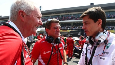 F1 Mercedes, Wolff: «Nel 2016 battaglia dura con la Ferrari»