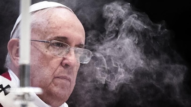 Papa: maledetti quelli che fanno guerre per soldi