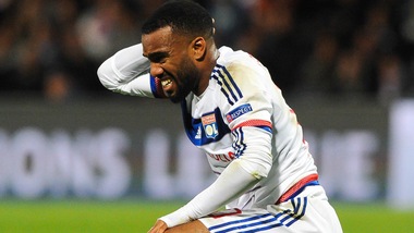 Ligue 1, Bordeaux-Monaco 3-1; Lione-St. Etienne 3-0, show Lacazette