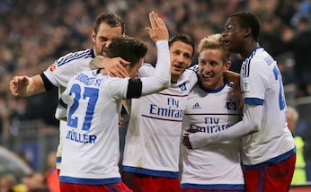 Bundesliga, Amburgo-Dormund 3-1: 15' di ritardo per i rigidi controlli