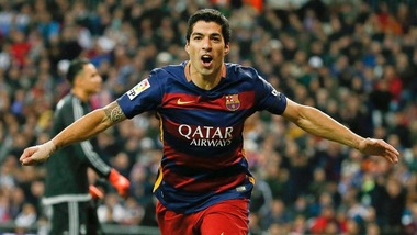 Liga, Real Madrid umiliato dal Barcellona: 0-4, il Bernabeu contesta Benitez e Perez