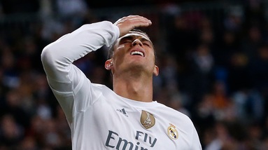 Liga, Real Madrid-Barcellona, Cristiano Ronaldo scarica Benitez: «O lui o me»