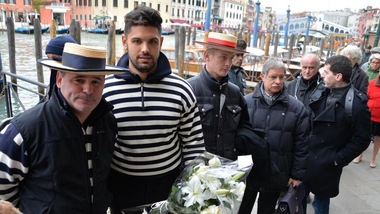 Valeria Solesin, funerali di Stato in piazza San Marco