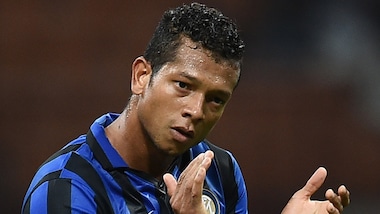 Trofeo San Nicola, Bari-Inter 0-2: Manaj e Guarin segnano, Palacio dà spettacolo come assist man