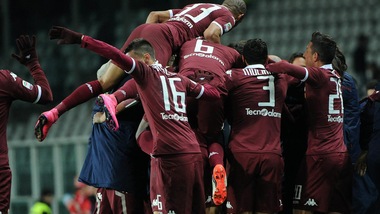 Il primo acuto del Gallo Belotti e super Vives: Torino-Bologna finisce 2-0