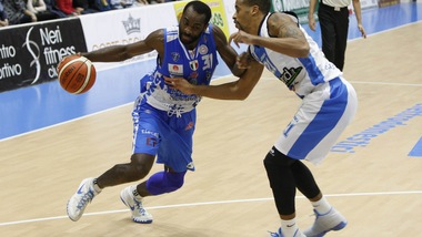 Calvani rilancia Sassari, Cremona fa cinquina