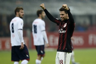Coppa Italia, Milan-Crotone 3-1, Bonaventura e Niang salvano i rossoneri ai supplementari