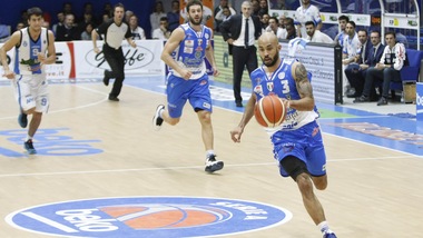 Basket, Eurolega: Sassari per la prima a 2,20