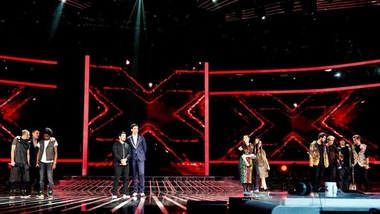 X-Factor, vittoria Urban Strangers a 1,35