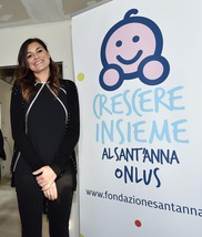 Bellissima Alena Seredova all'evento raccolta fondi Onlus