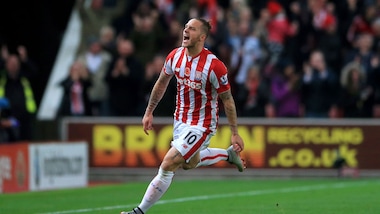 Premier League, Stoke-Manchester City 2-0: super Arnautovic