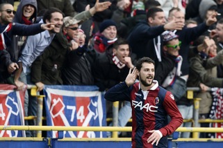 Bologna-Napoli 3-2, Destro show, Higuain si sveglia tardi