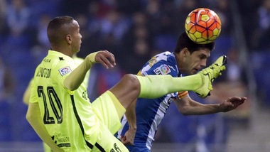 Liga, solo un pari tra Espanyol e Levante