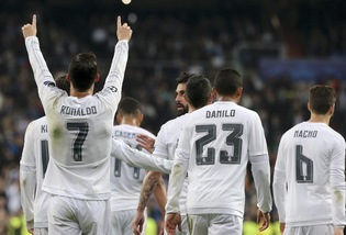 Champions League: Real Madrid-Malmoe 8-0, goleada dei Blancos