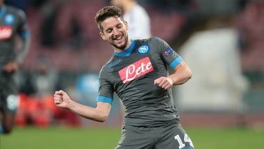 Napoli-Legia Varsavia 5-2: doppietta Mertens chiude il match