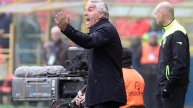 Serie A Bologna, Donadoni: «La strada è ancora lunga»