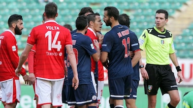 Serie B Bari, Del Grosso è grave: schianto contro un albero