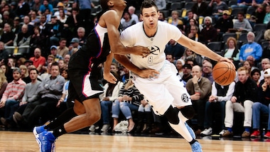 Nba: super Gallinari, Belinelli vince ancora. Rimonta record per Milwaukee