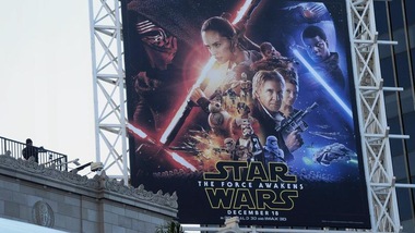 Star Wars «Il Risveglio della Forza», attesa spaziale in tutta Italia