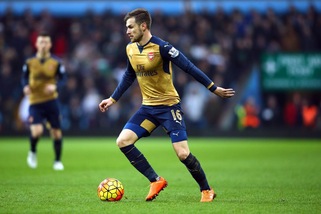 Premier League: Arsenal-City a quote strette