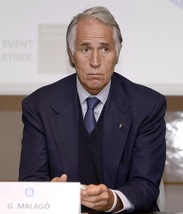 Malagò: «Squalifiche a Blatter e Platini? Molto pesanti»