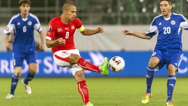 Calciomercato, «Leicester, via Inler: vicino all'Aston Villa»