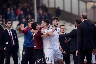 Salernitana-Cagliari: quattro giornate a Rossi, tre a Sciaudone e Melchiorri, una a Tello