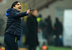 Serie B, volata Cagliari-Crotone per il titolo d'inverno