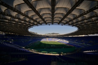 Roma, match solidarietà Olimpico: tre denunciati in Curva Sud
