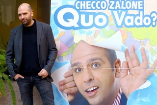 Quo vado?: Zalone difende il posto fisso