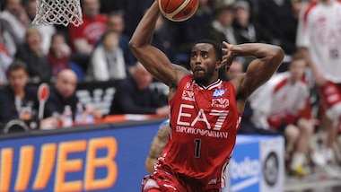 Basket Serie A, Milano distrugge Sassari