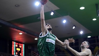 Cervi piega Venezia, Avellino alla Final Eight