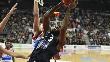 Basket Serie A, Torino lascia l'ultimo posto