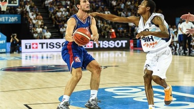 Basket Serie A, via al mercato di riparazione