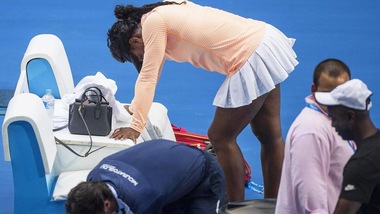 Serena Williams, ginocchio ko. Si ritira dalla Hopman Cup
