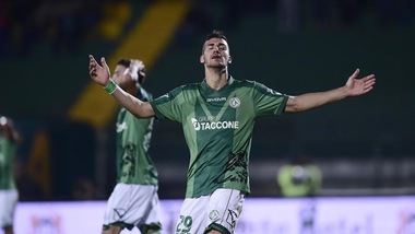 Calciomercato Frosinone, Giannitti: «Trotta? Stiamo valutando»