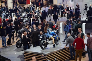 Mercato moto 2015: più usato per gli italiani