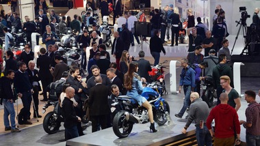 Mercato moto 2015: più usato per gli italiani