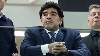 Serie A Napoli, Maradona: «Scudetto? Torno in elicottero»