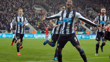 Premier: riscatto Newcastle a 4,50