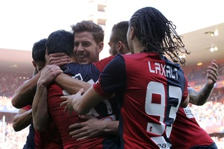 Diretta Genoa-Palermo 4-0: Pavoletti, che spettacolo