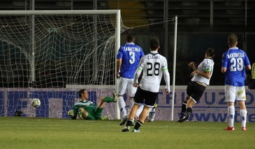 Serie B Brescia, 2-1 in rimonta: il Cesena chiude in nove
