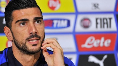 Calciomercato, i bookie mandano Pellè al Chelsea