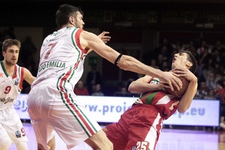 Basket, Serie A: Reggio Emilia favorita ad Avellino