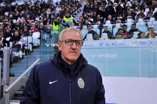 Serie A Verona, Delneri: «In crescita. Genoa? Undici solido»