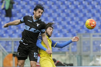 Serie A, Lazio-Chievo 4-1: poker biancoceleste all'Olimpico